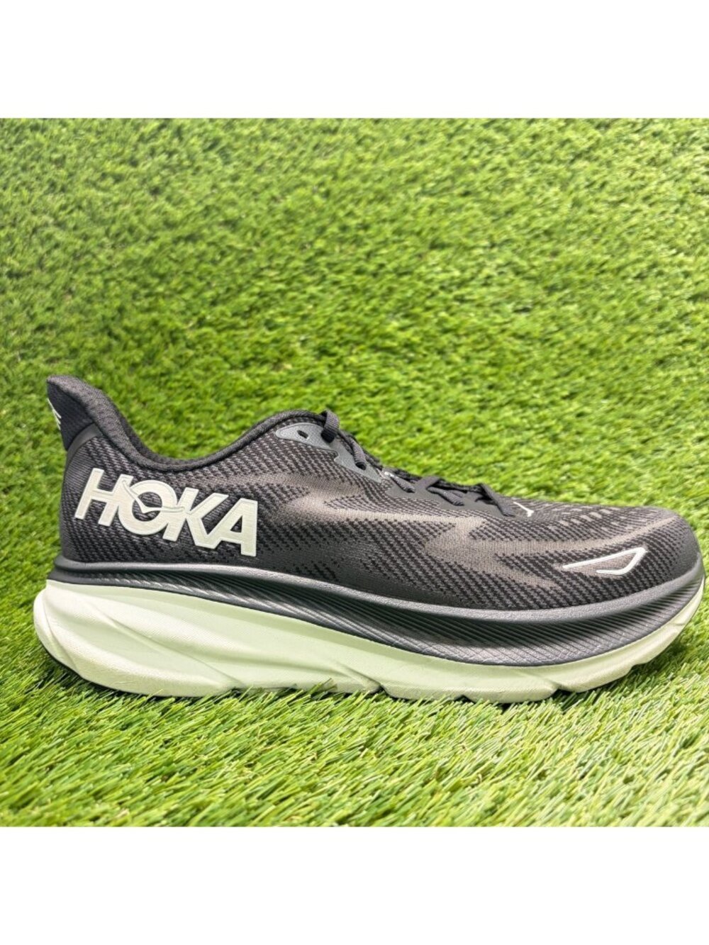 Hoka One One Clifton 9 Mens Size 10.5 Black Athletic Running Shoes Sneakers